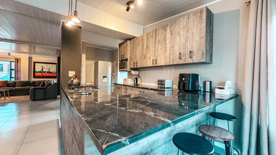 3 Bedroom Property for Sale in Kleinkrantz Western Cape